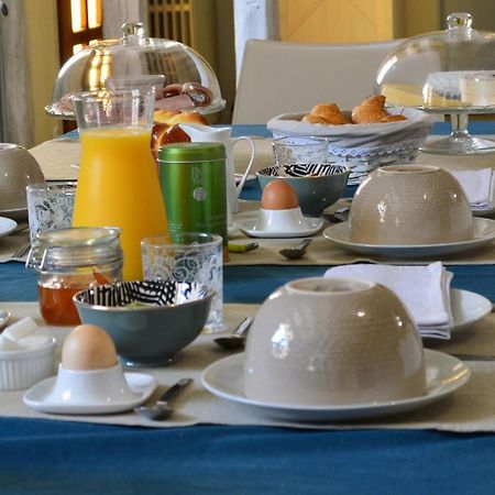 La Maison De Triboulet Chambres Et Table D'Hotes -Amboise- Pocé-sur-Cisse Esterno foto
